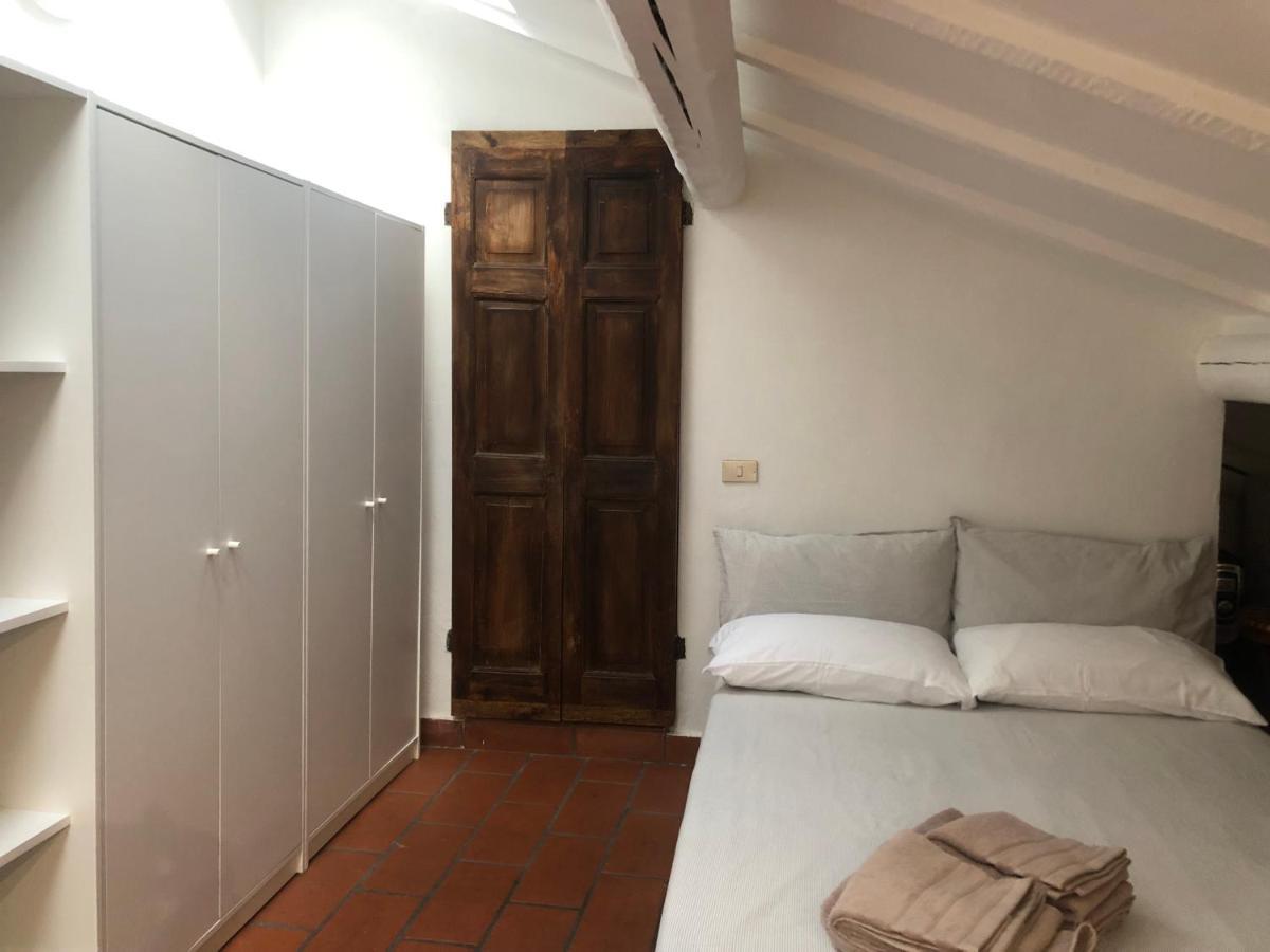 Il Tetto Fiorito Dell'Isola Apartman Milánó Kültér fotó